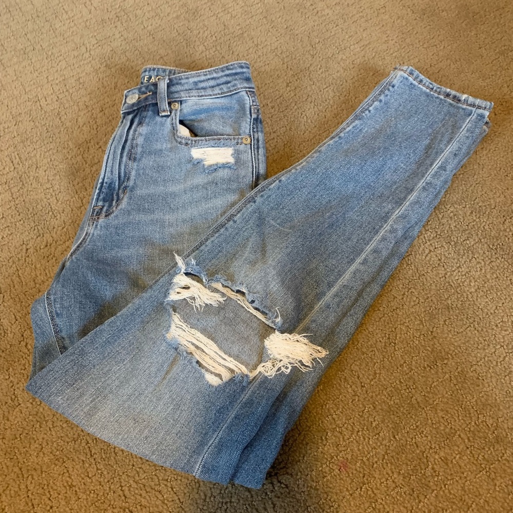 American Eagle Medium/Light Wash Mom Jeans